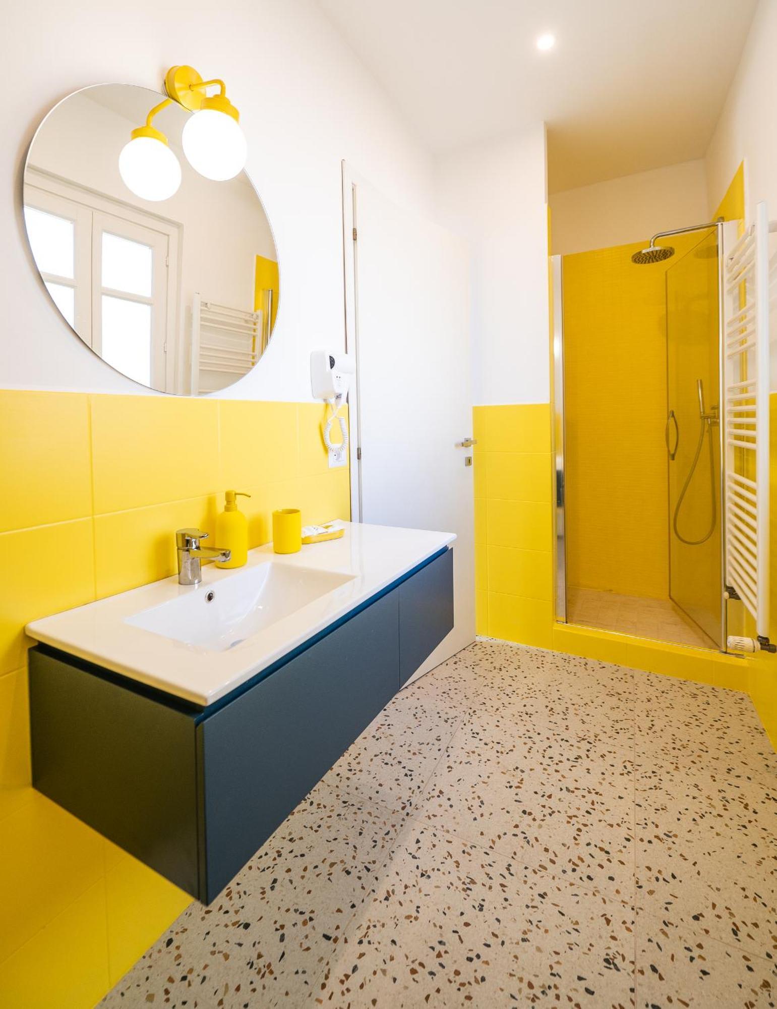Triple Room Private Bathroom